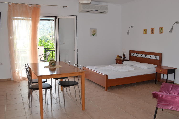 Maistrali Vasiliki  Phòng bức ảnh